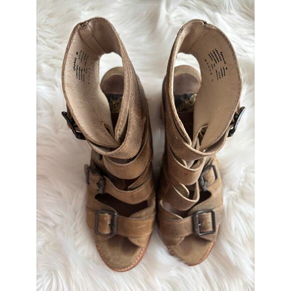 FREEBIRD BY STEVEN Quail Sandals in Brown 9 - Picture 11 of 11